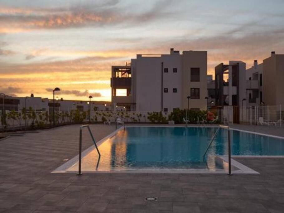 Sunny Luxury Apartment With Two Great Sunny - Level Terraces, Two Swimming Pools, In A New Complex Pueblo Majorero, Close To Fuerteventura Golf Club, Next To The Beach , Atlantico Shopping Mall And Casino In カレタ・デ・フステ エクステリア 写真